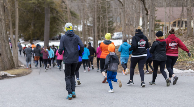 Maple Run runners start the race on the Rock Point School campus.